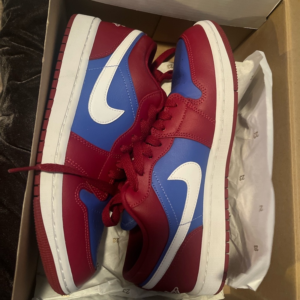 Nike AJ1 Pomegranate medium blue